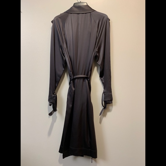 Opaque Grey 100% Silk Coat - Picture 2 of 6